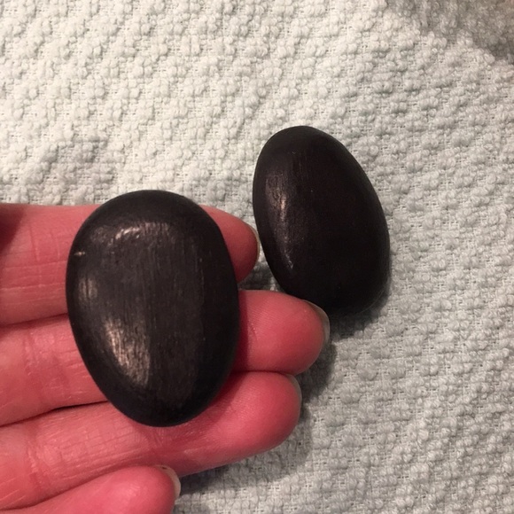 Vintage mid-century wooden clip on earrings​ - Picture 2 of 4